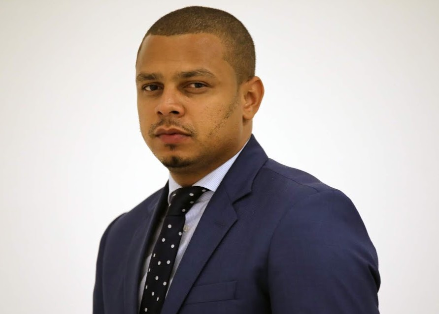 Preuves de vie d’Ali Bongo : le pugilat « clavis » via tweeter entre Arnaud Sanchez et Alexandre Awassi tourne en faveur du Gabonais