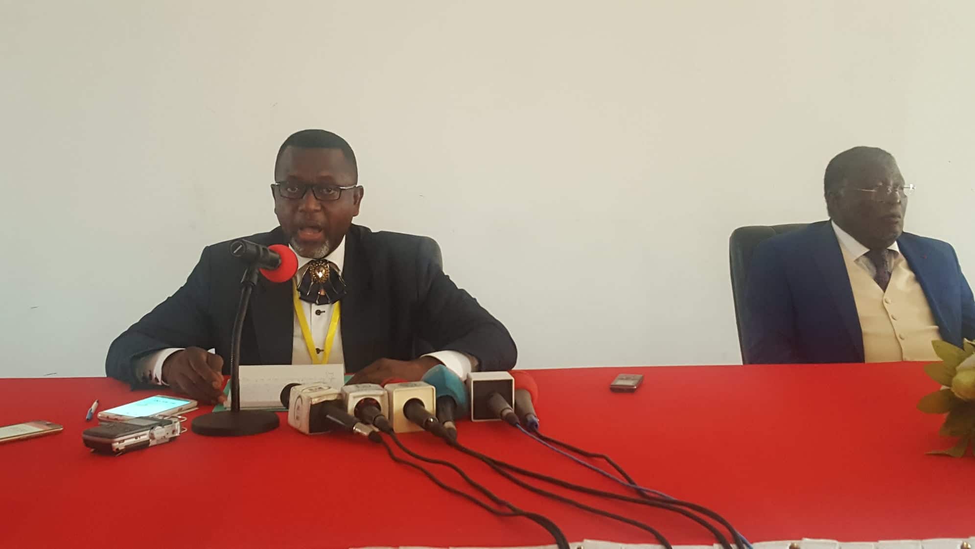 44 partis politiques de l’opposition gabonaise exigent une transition de 2 ans et un président de transition