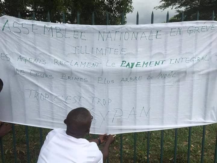 Les agents de l’Assemblée Nationale en grève illimitée