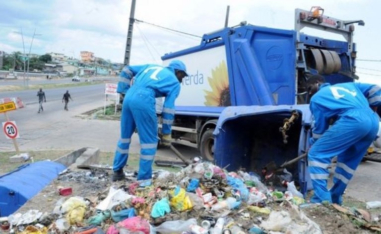 Risque d’un arrêt de ramassage d’ordures à Libreville : L’Etat traîne une dette de 20 milliards vis-à-vis d’AVERDA