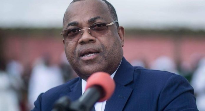 Julien Nkoghe Bekalé publie son nouveau gouvernement, pas trop de changements