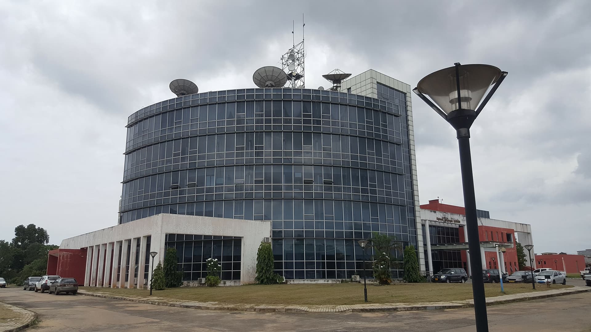 Urgent : le signal de Radio Gabon vient d’être coupé