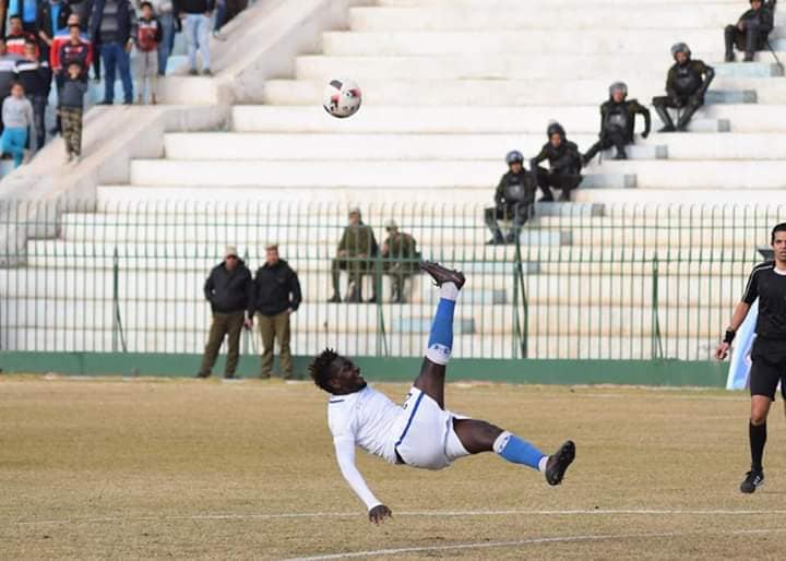 Un jeune international gabonais fait la gloire du football en Egyptien
