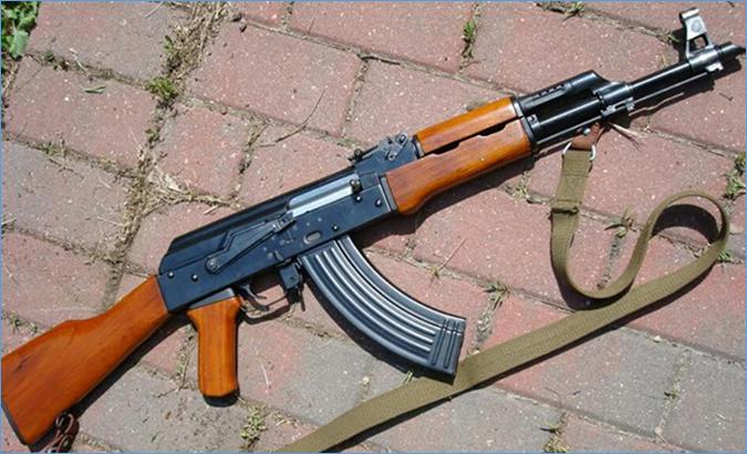 Arrestation de deux gendarmes et d’un commandant de brigade à Franceville pour achat d’armes à feu au Congo
