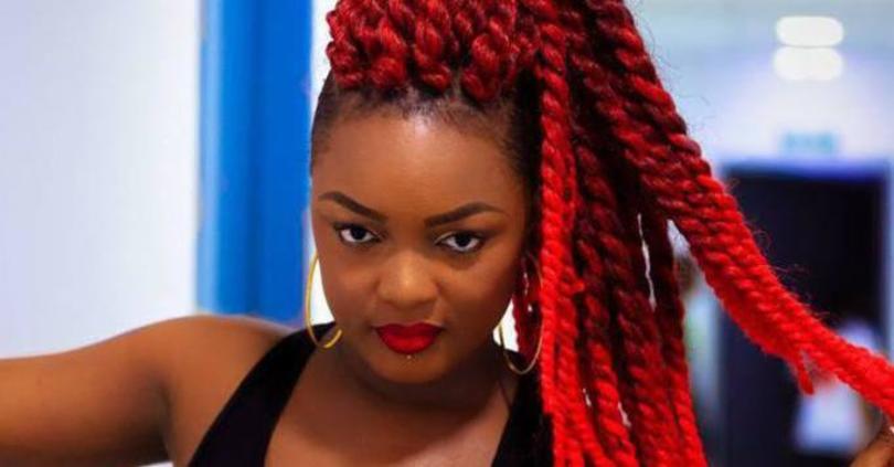 L’artiste Shan’l a insulté les flics qui ont bombé les muscles