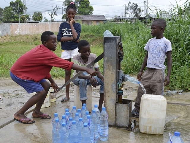 Gabon: 55 % des personnes vivant à Libreville n’ont pas accès à l’eau potable