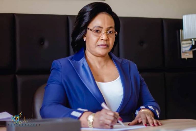 Ministère de l’agriculture : Biendi Maganga Moussavou l’homme irremplaçable selon Nanette Longa porte-parole du gouvernement