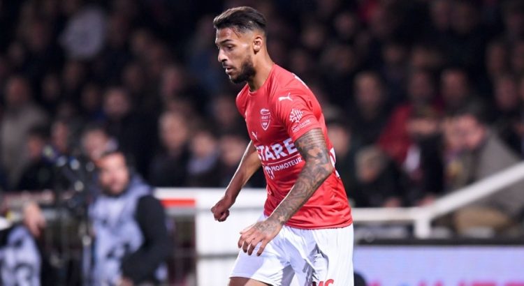 Nîmes : Quels sont les statistiques de Denis Bouanga ?