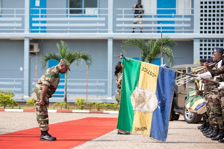 Ali Bongo salue la performance de l’armée gabonaise
