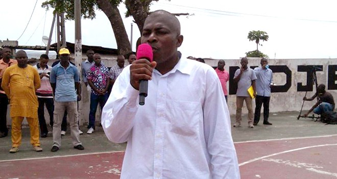 Dynamique Unitaire rejette la trêve sociale de Julien Nkoghe Bekalé