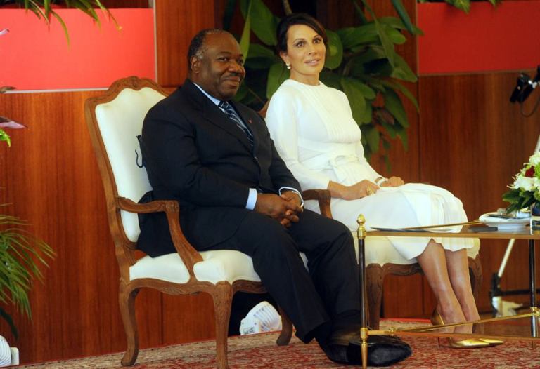 La Première Dame souhaite avec des mots doux un joyeux anniversaire à son époux Ali Bongo