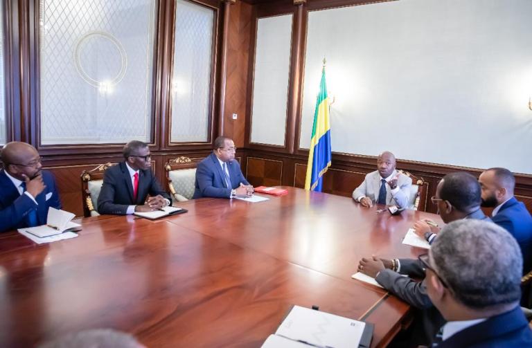 Ali Bongo instruit le gouvernement a renforcé le dispositif de prévention contre le Coronavirus