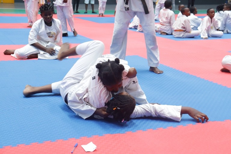300 jeunes judokas ont participé à la 1ère édition du tournoi inter de Judo à Libreville